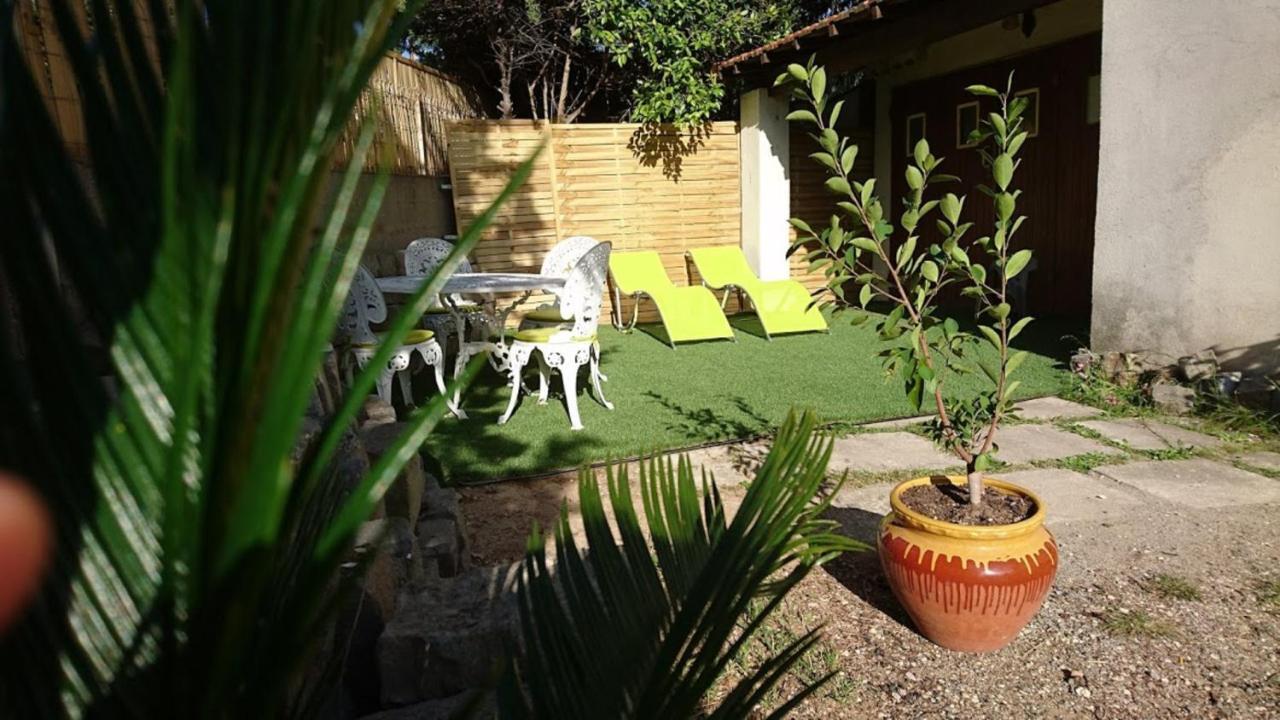 Guest House Provencal Vitrolles  Exterior foto